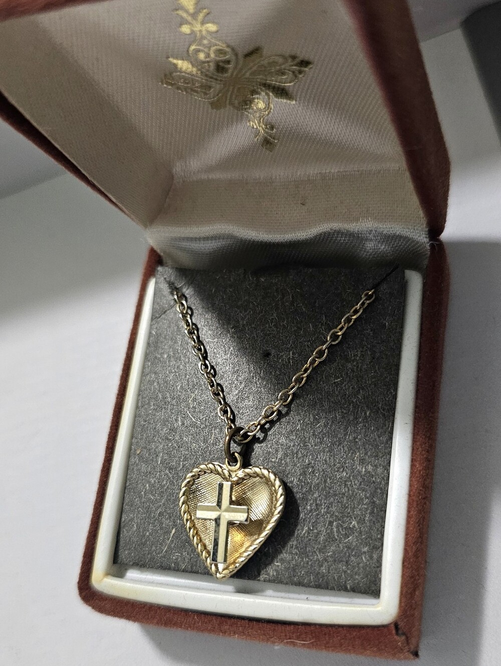 Designer vintage necklace gold heart cross